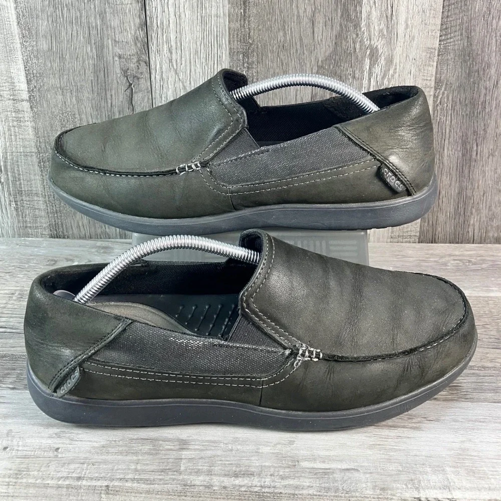 Crocs Walu Slip-On Leather Loafers Mens 11 Charcoal Grey Moc Toe 202221